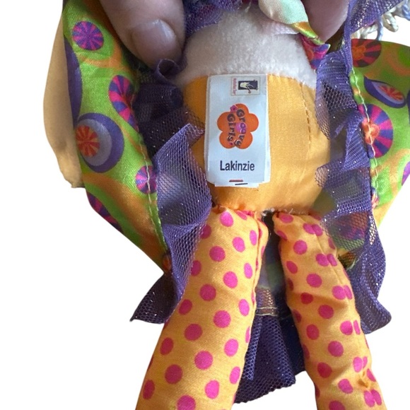 Groovy Girls LaKinzie doll. Collectible or toy. - Picture 4 of 4